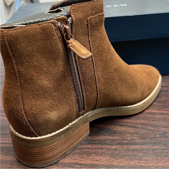 New Cole Haan Suede Boots - Picture 4 of 6